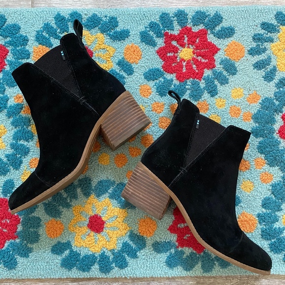Toms Shoes - TOMS-Pull On Boots-Size 9